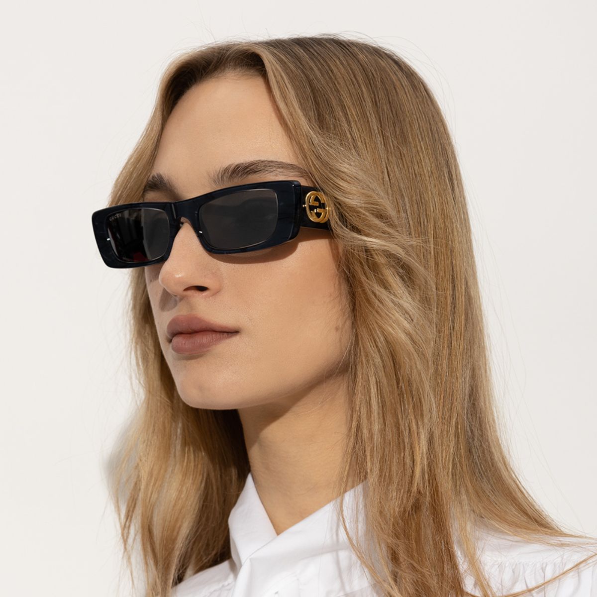 "Buy Trendy Rectangle Shape Sunglasses For Both Men's & Women's At Optorium | Rectangle Shape Sunglasses"
