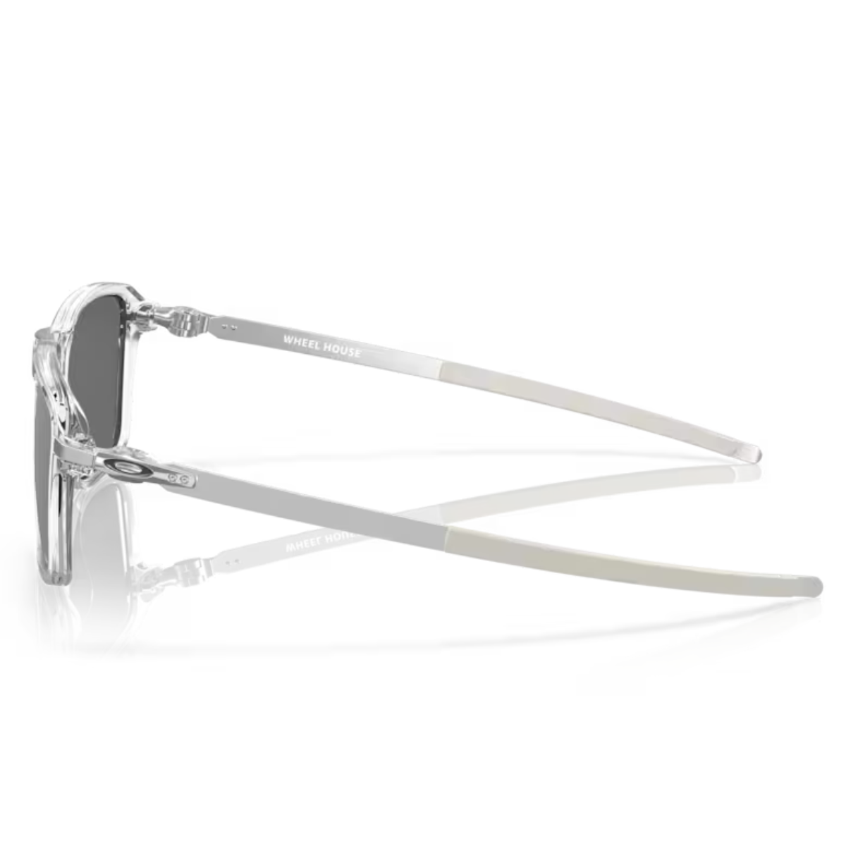 "Shop Oakley 9469 03 men's square polarized sunglasses - stylish and lightweight at Optorium"