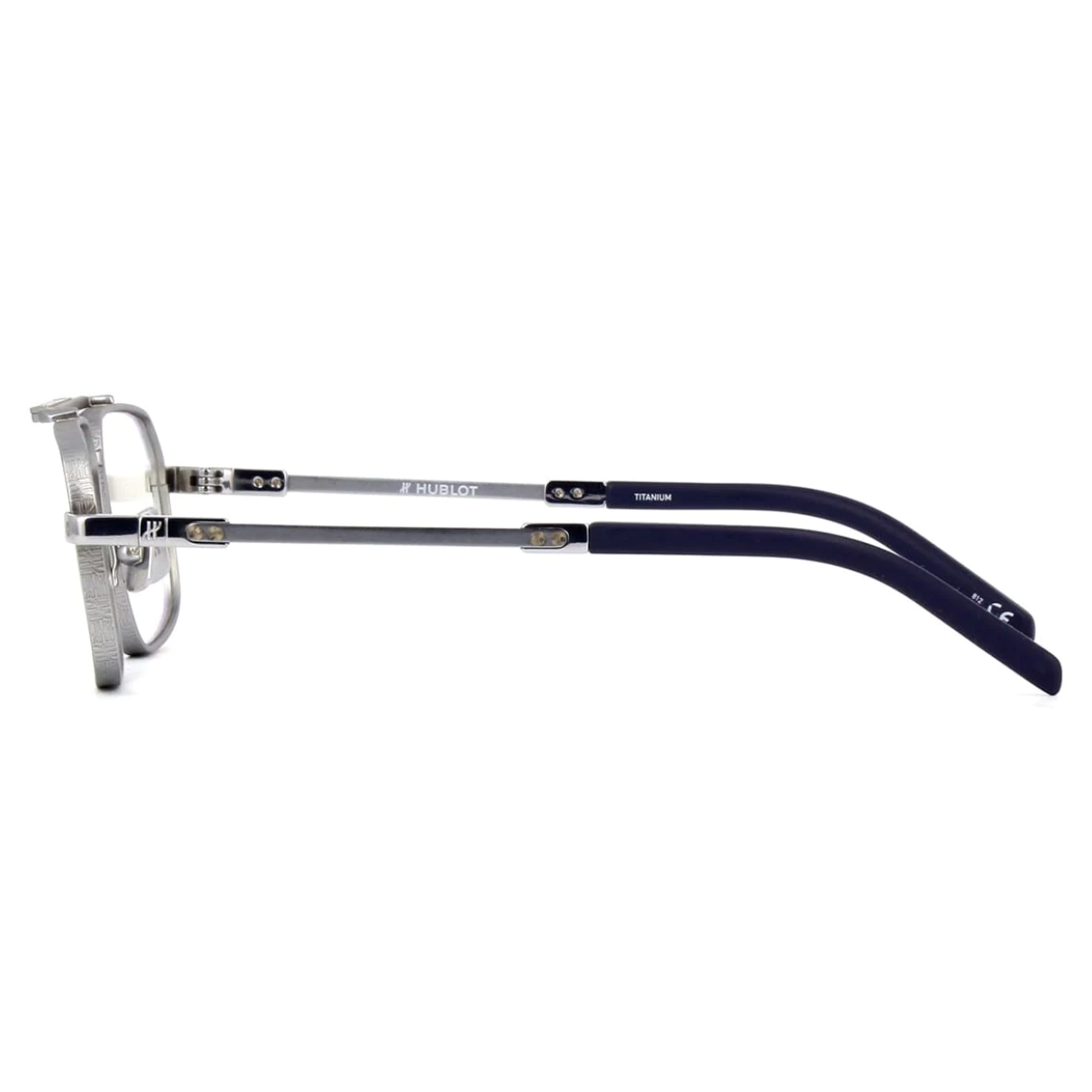 "Stylish Hublot H022O rectangle prescription glasses frame for men and women available at Optorium."