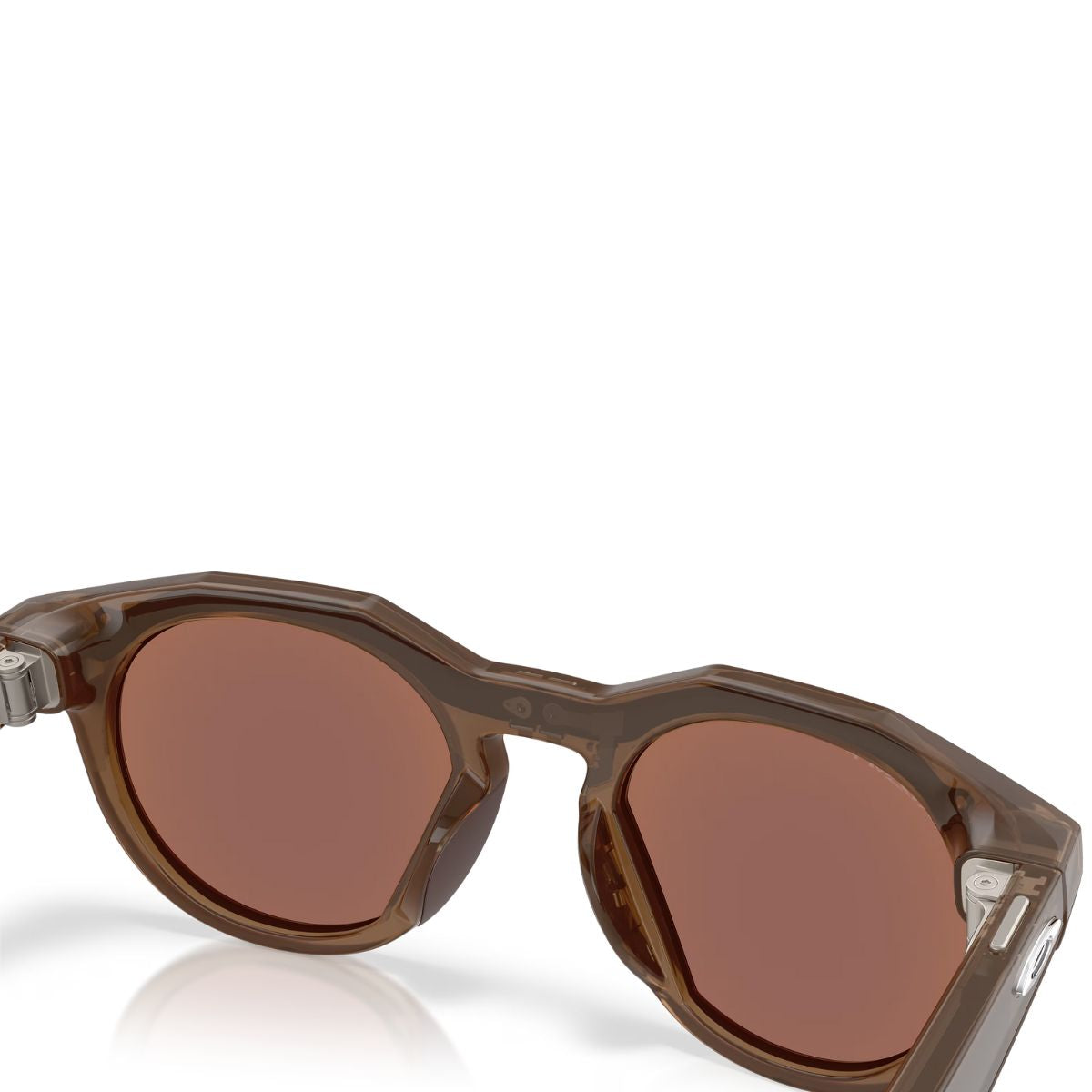 Meta AI glasses Oakley HSTN Brown Smoke 06 featuring advanced smart functions, iconic Oakley round shape and modern style, available in India at optorium.
