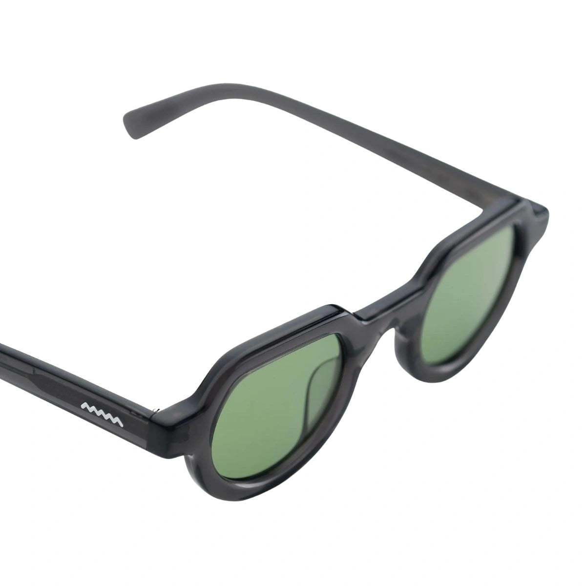 Stylish AKILA Tani round luxury sunglasses with Tortoise frame for unisex India!