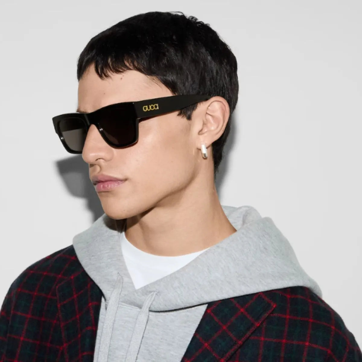 luxury Gucci GG1793S 001 black sunglasses for men at Optorium India