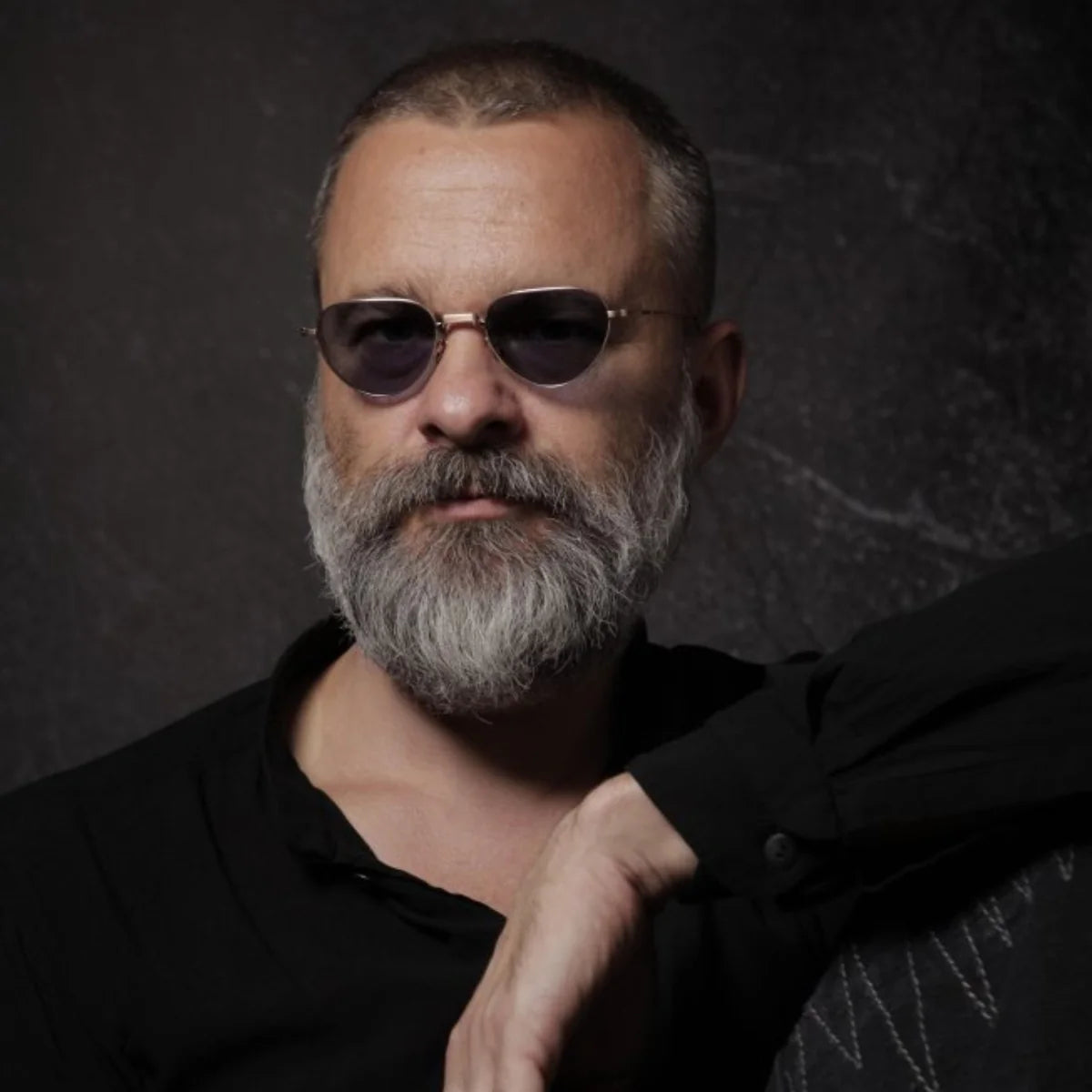 Trending Massada 9790 brg quadratic shape sunglasses light navy lens optorium