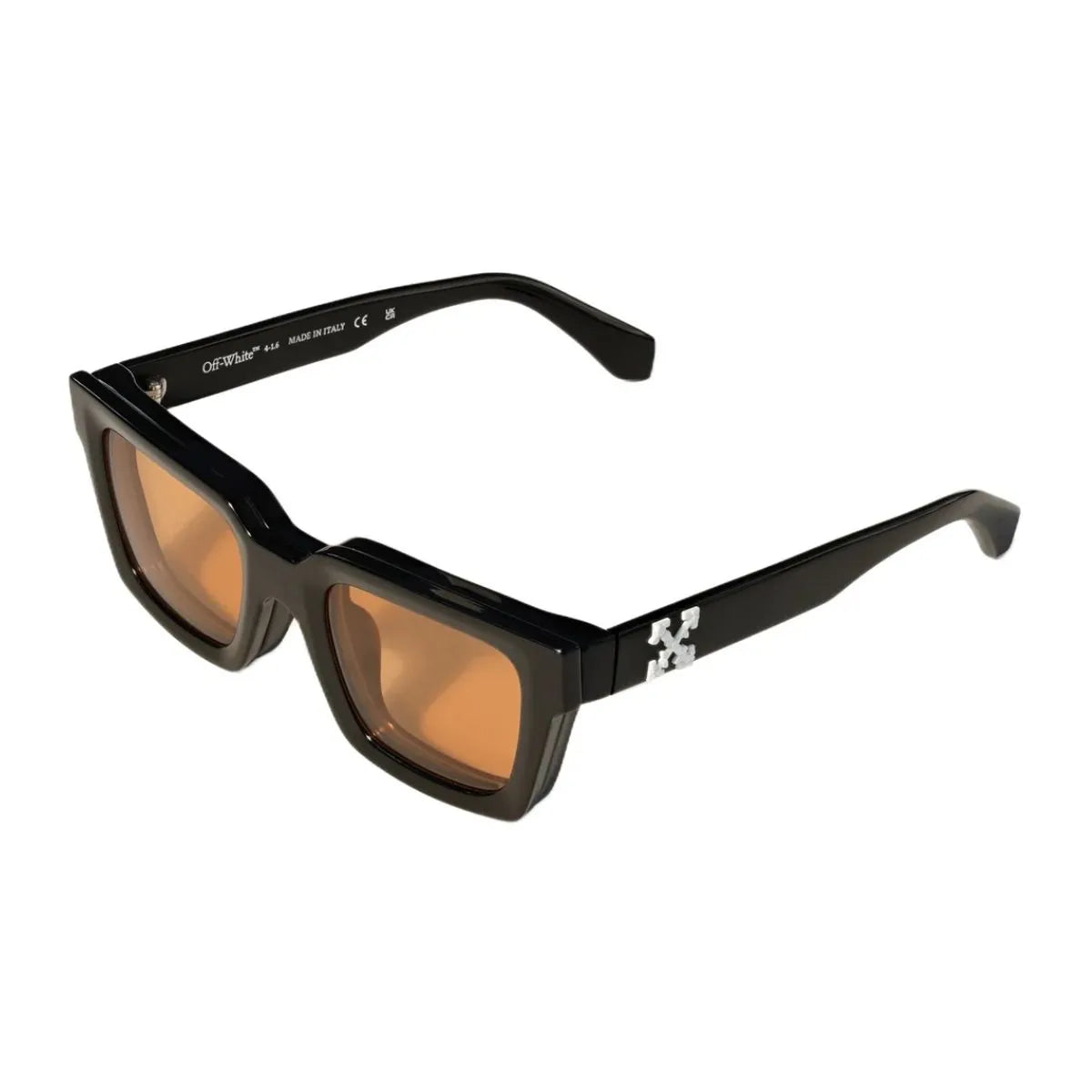 Off-White clip-on shades OW9000 1020 square shaped sunglasses at Optorium