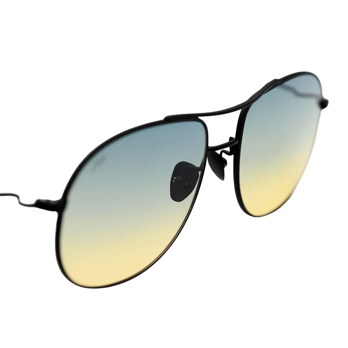 Akila Torrey gradient sunglasses black meaow gradient edition, luxury Akila sunglasses with aviator style, best sunglasses for men & women optorium online in india