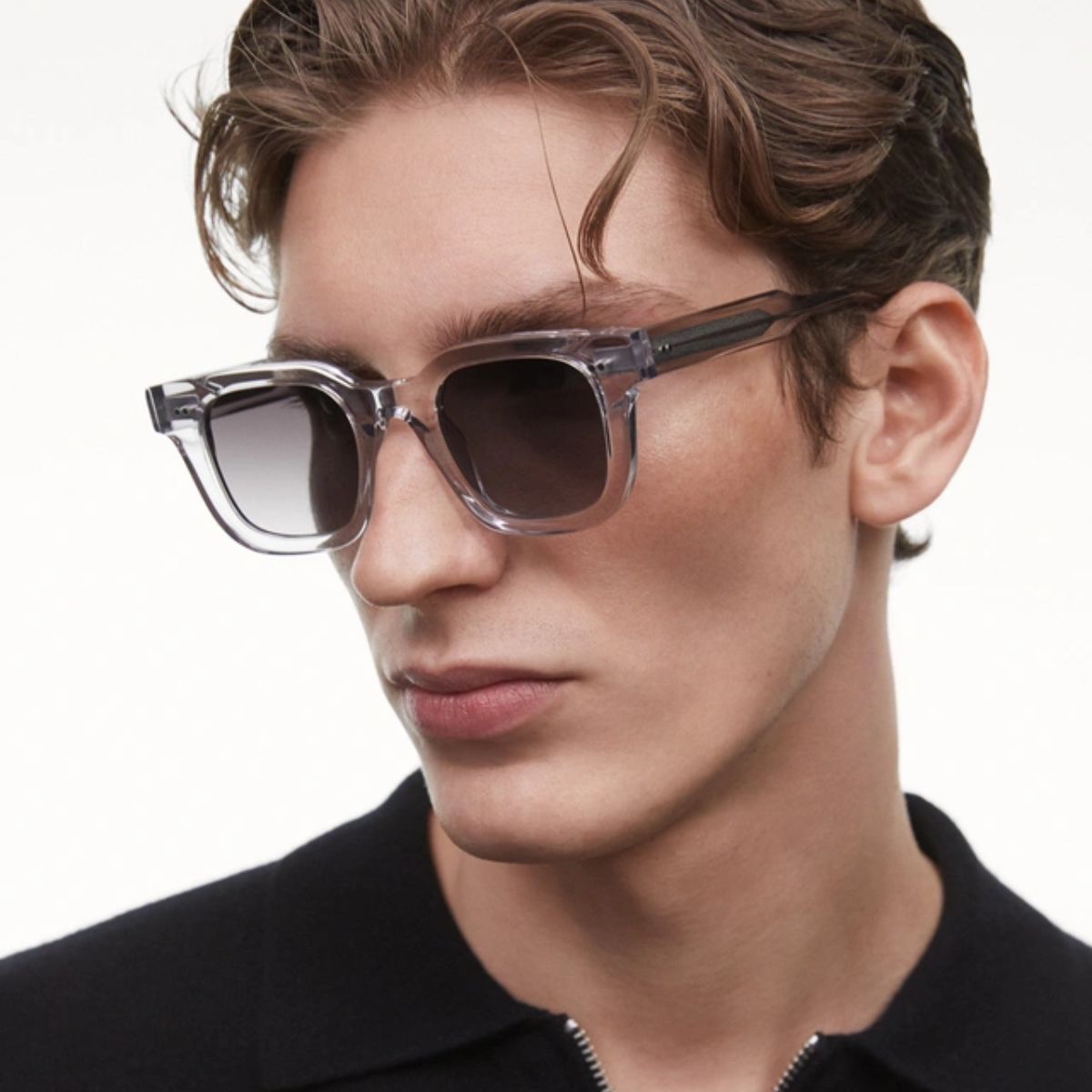 "Discover Chimi Square Core 04 Grey sunglasses for men and women, stylish and functional, at Optorium."