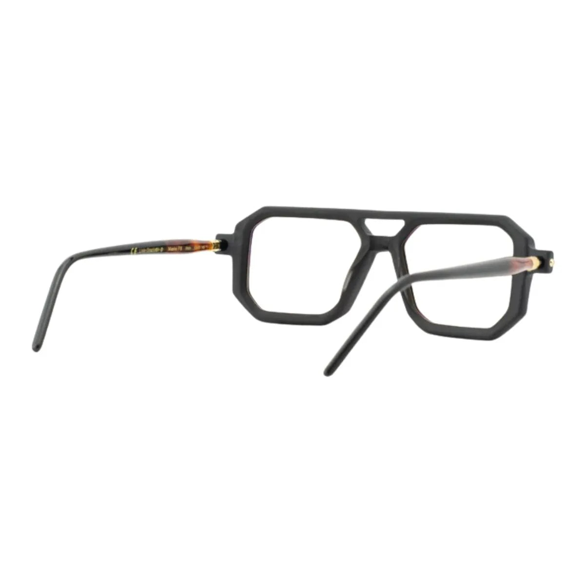 Shop Kuboraum Maske P8 BMH Black Color sunglasses, square shape mens sunglasses, UV protection lenses, kuboraum sunglasses for men & women, luxury kuboraum eyewear at optorium.