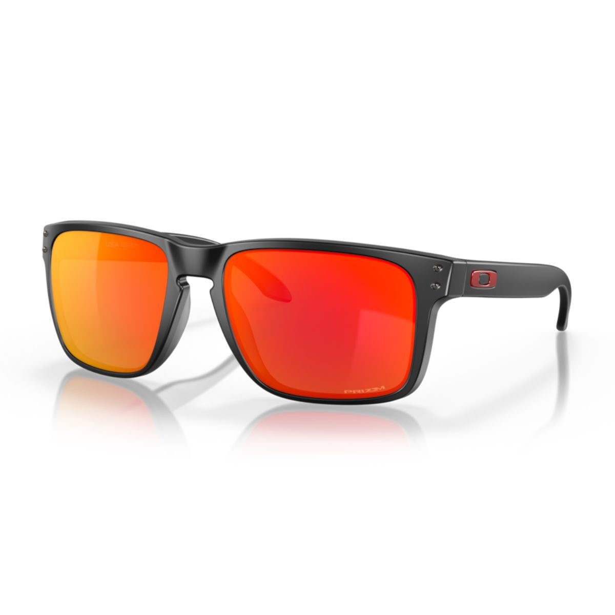 "Stylish Oakley UV protection sunglasses with lightweight design for men online at Optorium."
