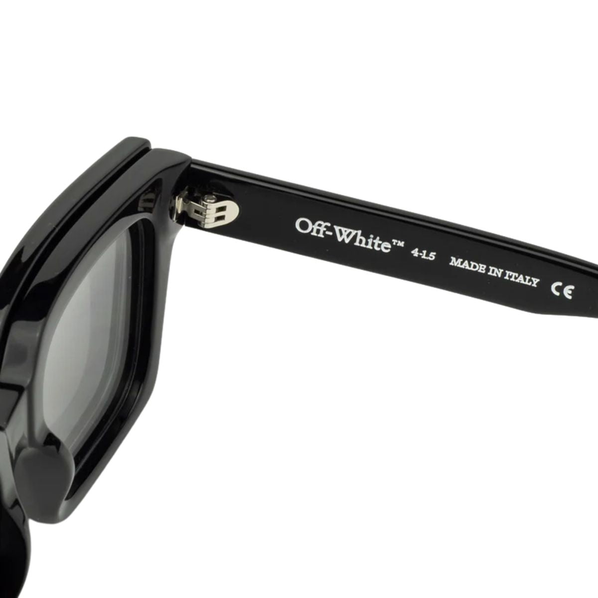 Trendy Off White Sunglass OERI14C 1007 with black square frame and clip-on lens. A must-have for those seeking the best Off-White eyewear for men & women at Optorium.