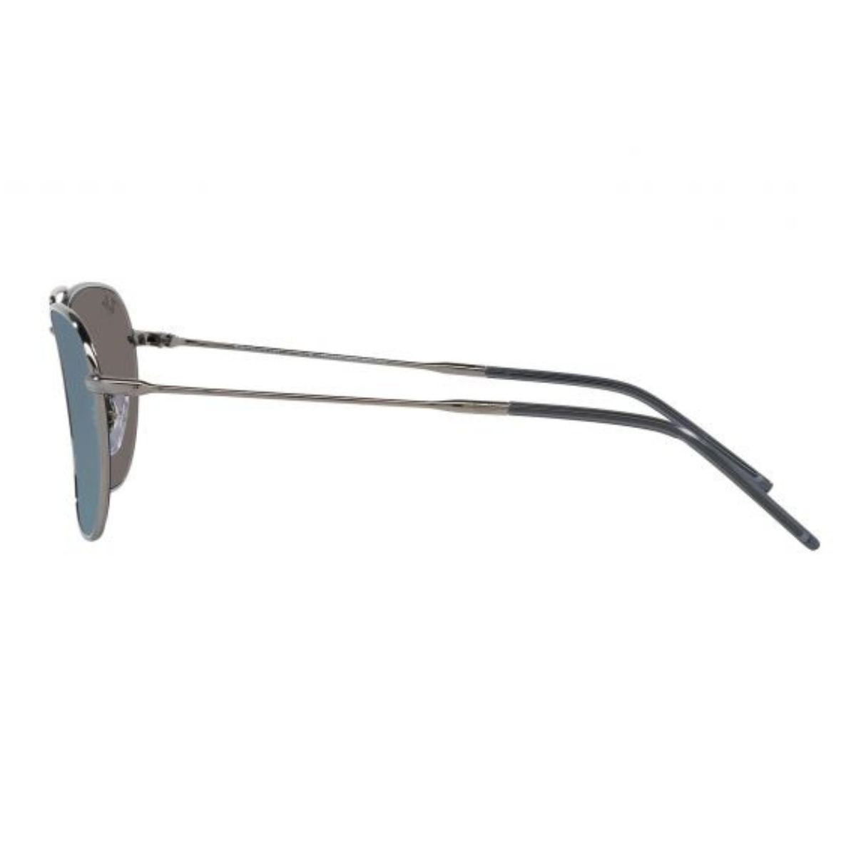 Ray-Ban square sunglasses for men provide top-rated style and sun protection. Lightweight and durable for everyday wear. Find them online at Optorium.