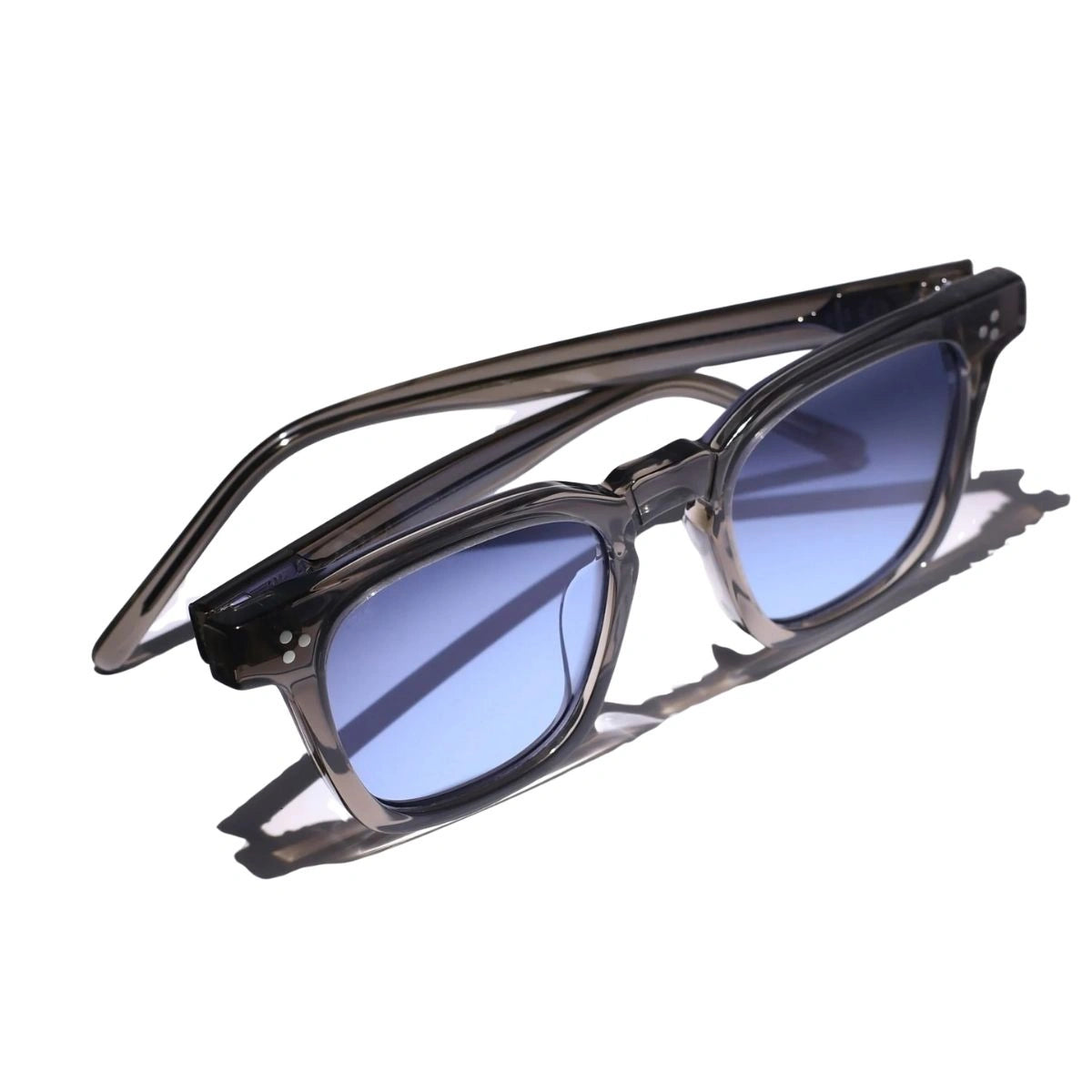 Stylish AKILA Calipso translucent grey acetate square sunglasses online
