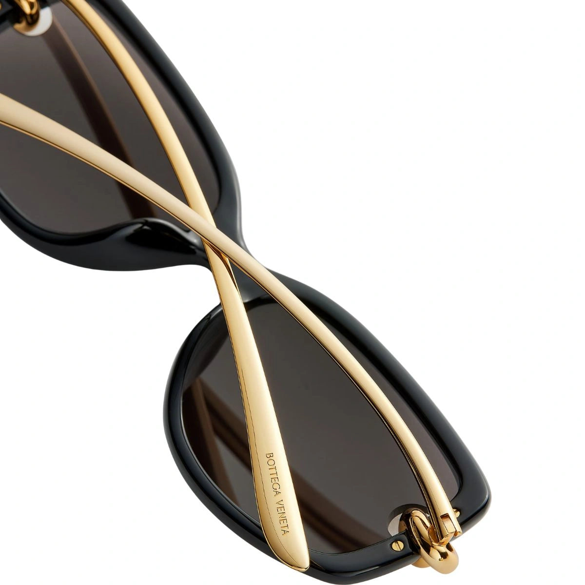 Iconic Bottega Veneta BV1440SA 001 Knot sunglasses in black and gold