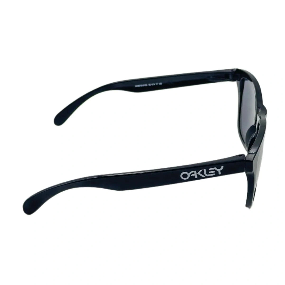 Stylish Oakley OO9013I-0155 square sunglasses for men and women