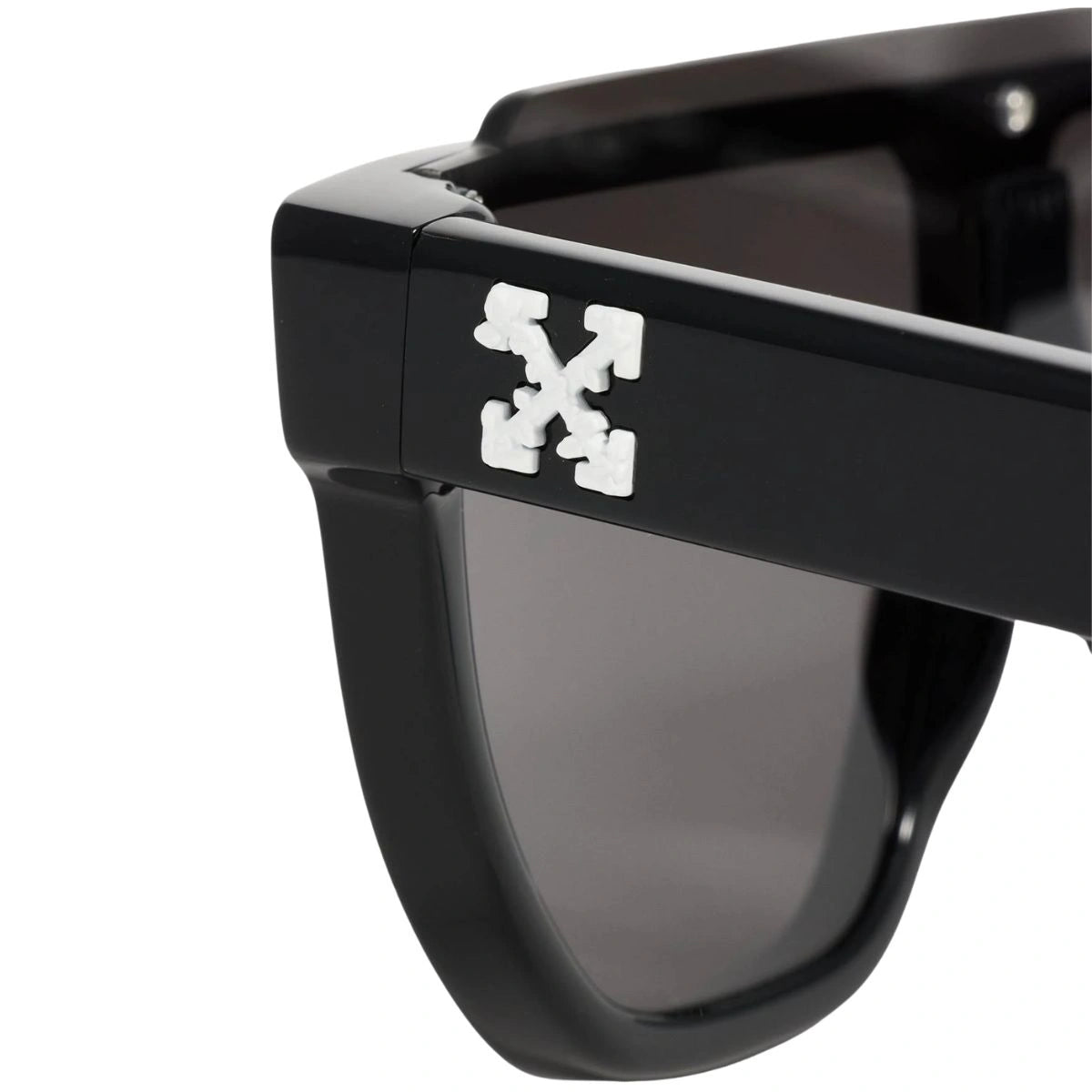 OFF-WHITE OW1049 1007 signature arrow logo Black acetate sunglasses detail India